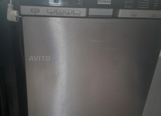 Machine à vaisselle 