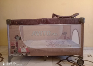 lit pour bébé avec matelas 
