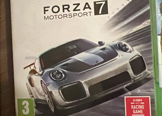 Xbox one s 512go 4K ULTRA HD