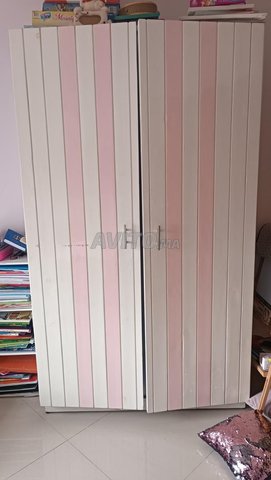 Vente de chambre compléte  pour fille