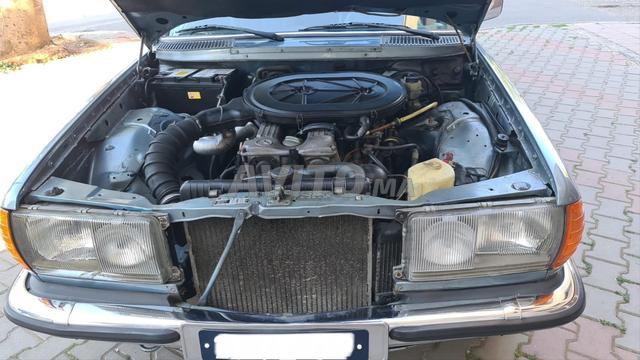 Mercedes-Benz 280 1976 photo 5
