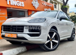 PORSCHE CAYENNE COUPÉ e-HYBRID FULL CARBONE 2024