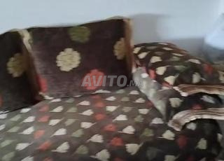 Salon fih 5 sadadar otal9an