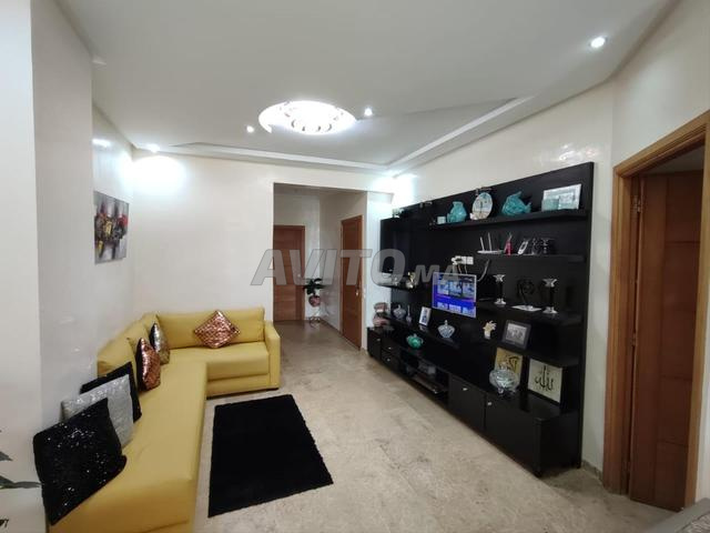 un appartement en location meublé avec terrasse  - 2