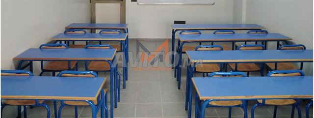 طاولات مدرسية بأسعار جيدة وجودة عالية