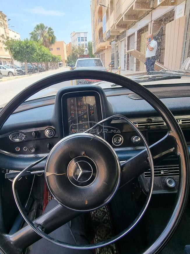 Mercedes-Benz 200 Diesel Manuelle 1980 à Nador