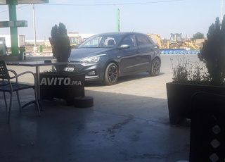 أبحت عن عمل 