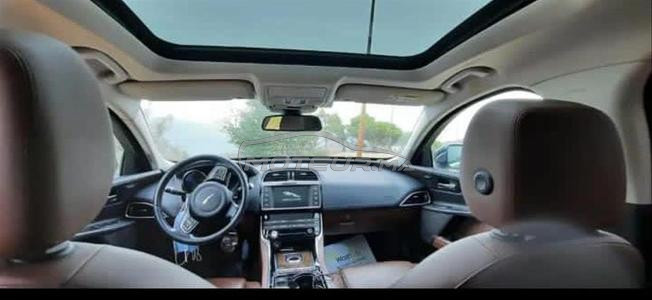 Jaguar XE Diesel Automatique 2017 à Tanger