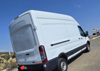 ford transit 11/12/2018