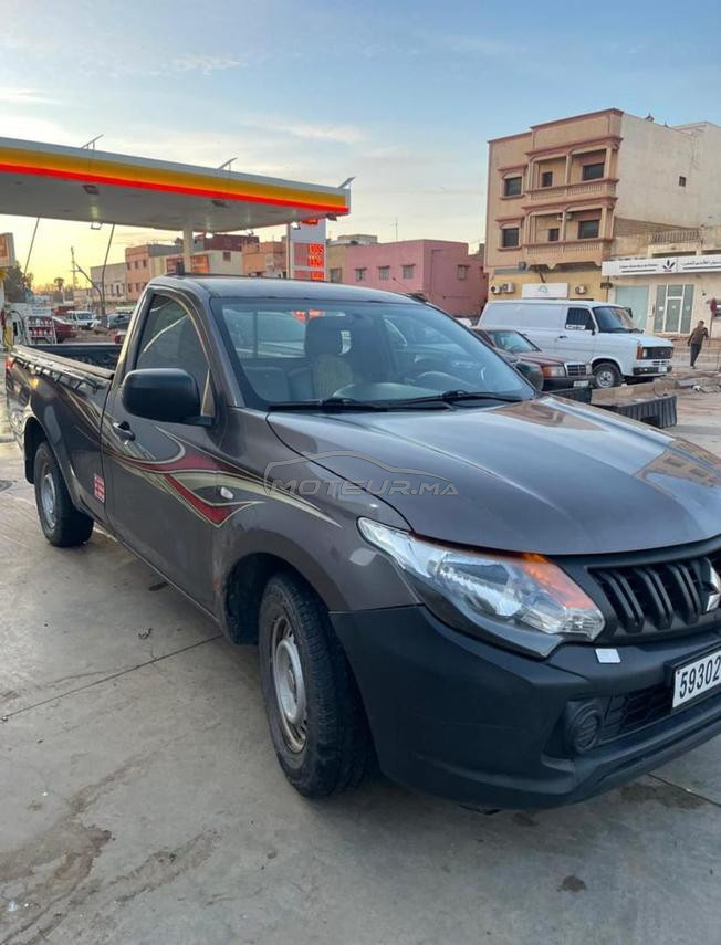 Mitsubishi l200 