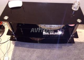 table télé avec 3 cendrier