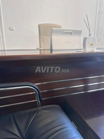 ensemble de mobilier bureau à vendre COMME NEUF 