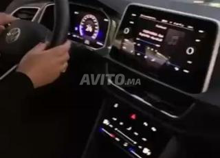 كنقلب على شي خدمة هنا ففاس