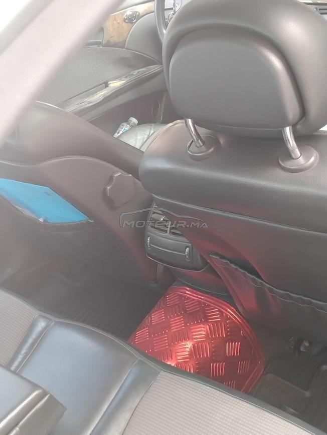 Mercedes 220 e class