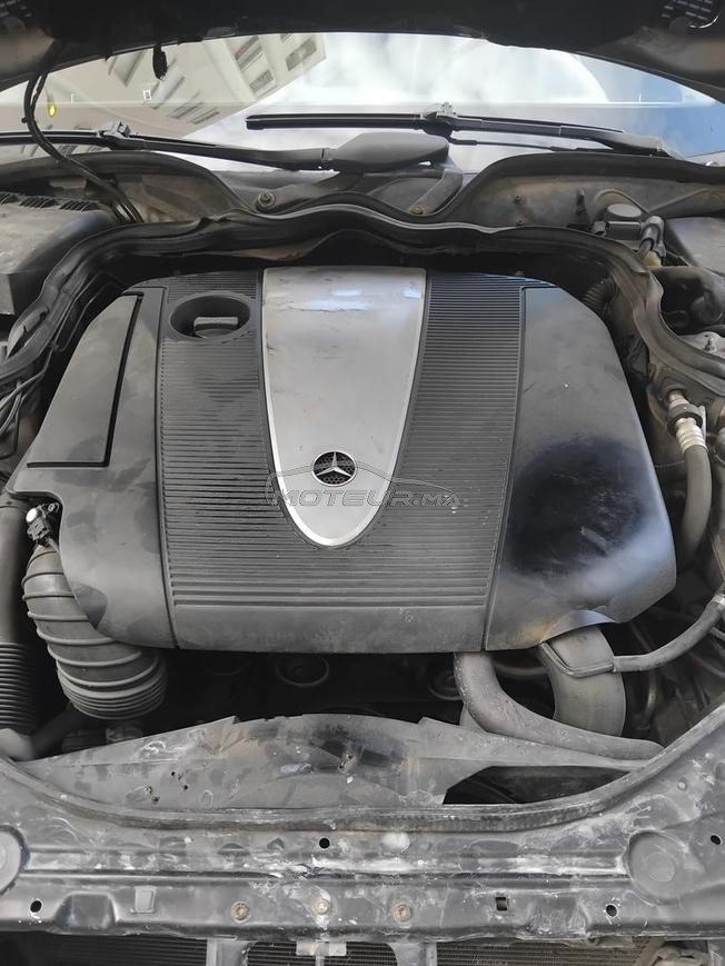 Mercedes 220 e class