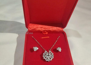 Colier tendance عقد رائع 