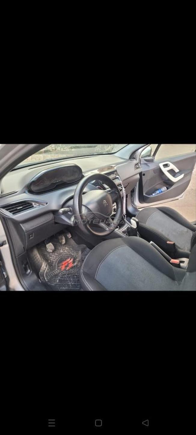 Peugeot 208 Diesel Manuelle 2014 à Ouarzazate