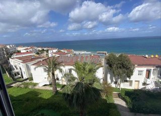 Maison TRIPLEX TITRÉ complexe tarifa