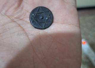 عملة مغربية قديمة 