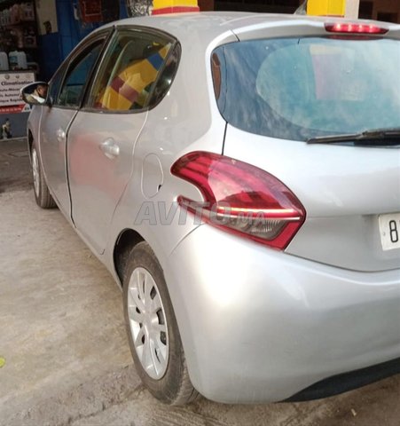 Peugeot 208 Diesel Manuelle 2014 à Agadir