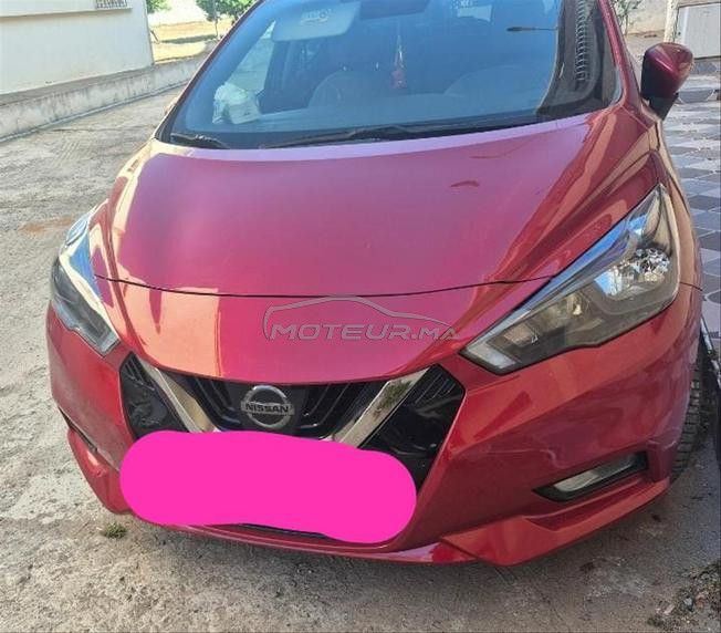 ventre d une très belle voiture 