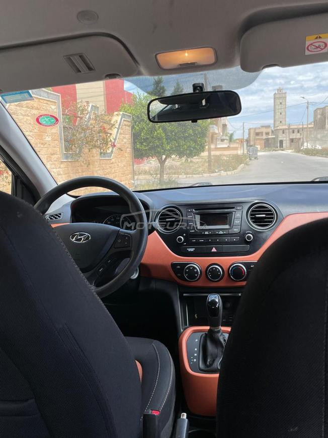 Hyundai grand i10 automatique 