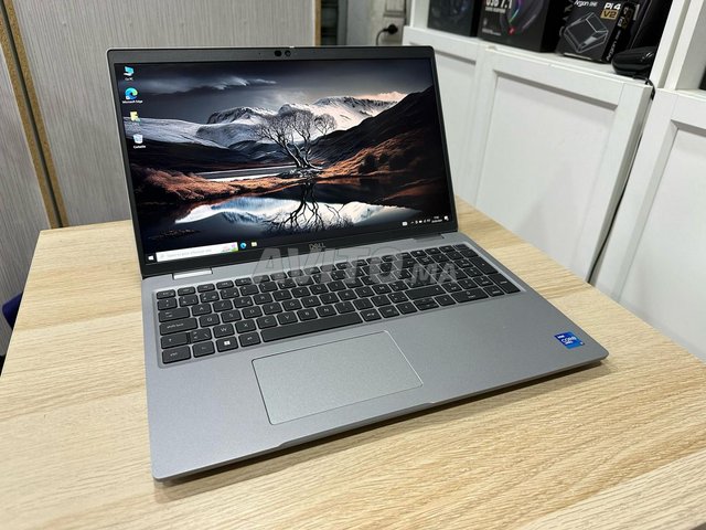 Dell Latitude 15 i5 16GB 512 SSD