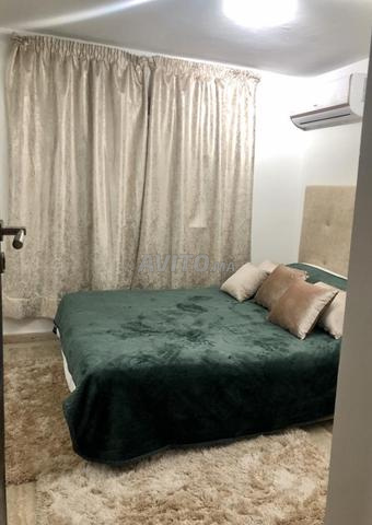 Appartement d'hôtel de luxe neuf et propre 35 mètres chambre et salon - image 3