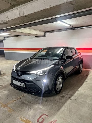Toyota C-HR Hybride Dystinctive plus