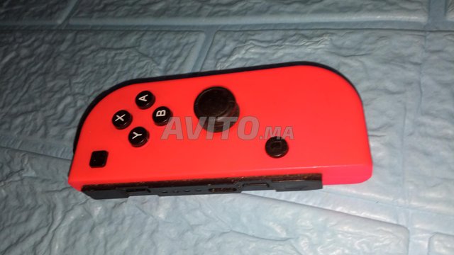 Manette Nintendo Switch droite Joy-Con rouge