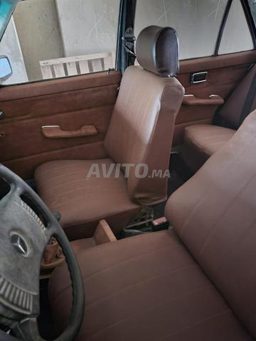 Mercedes-Benz 220 Diesel Manuelle 1970 à Kénitra