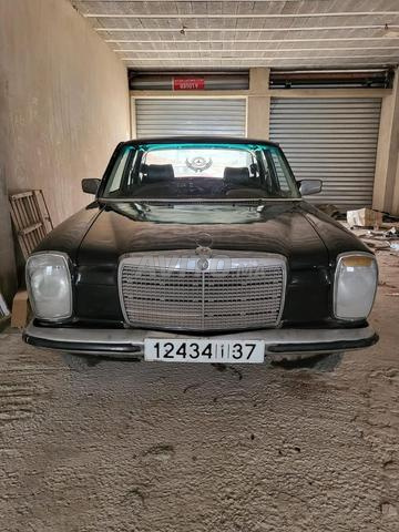 Mercedes-Benz 220 Diesel Manuelle 1970 à Kénitra - 2
