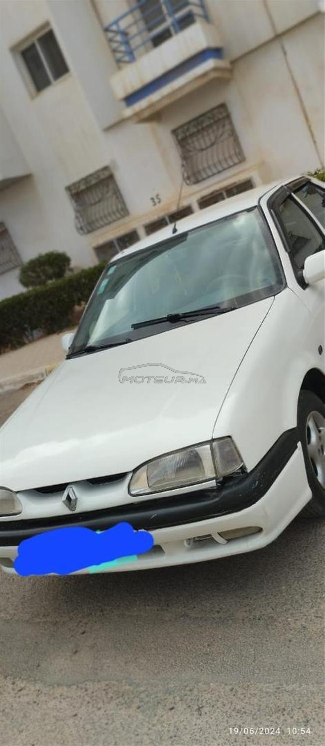 رينو R19 حالة جيدة