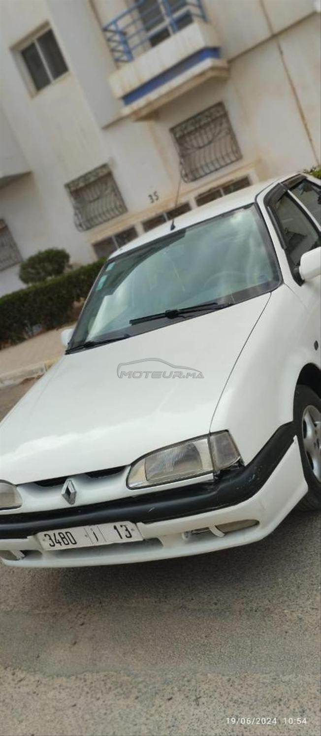 رينو R19 حالة جيدة
