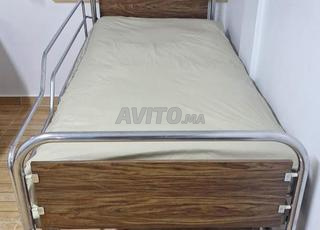 Lit 1 place - ناموسية بلاصة