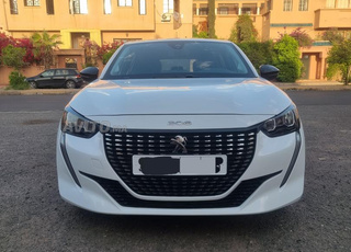 بيجو 208 خيارات يدوية 2023 مراكش