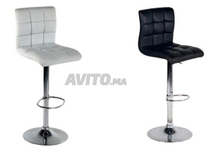 تصميم عصري وجودة استثنائية في كراسي البار لدينا