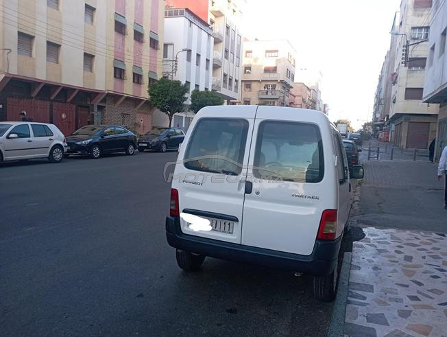 بيجو بارنير
