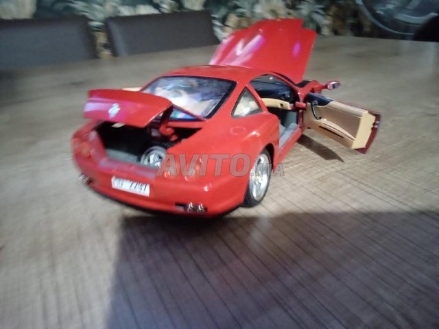 petite voiture de collection 