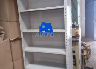 🛠️ Rayonnage métallique léger avec 5 tablettes