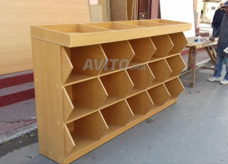 présentoirs a vendre  avec un bon prix 