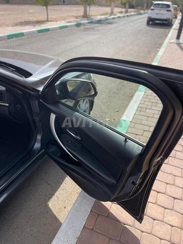 BMW Série 3 Diesel Automatique 2015 à Mohammedia