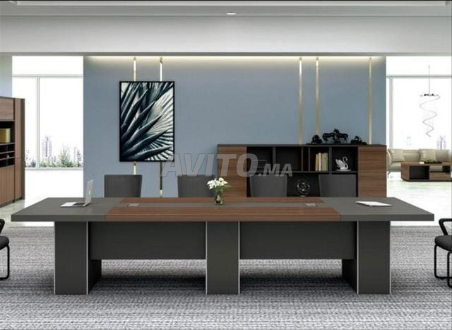 🛋️Table de réunion de luxe / طاولة اجتماعات فاخرة