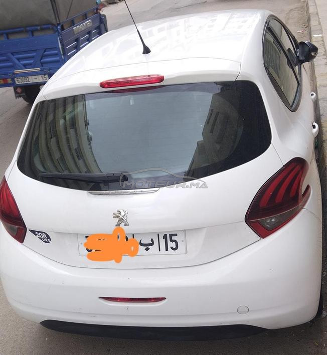Peugeot 208 Essence Manuelle 2018 à Fès