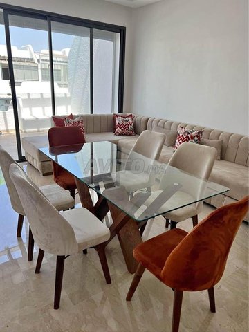 salon tapisserie/ tabouret/ chaise/ salle a manger
