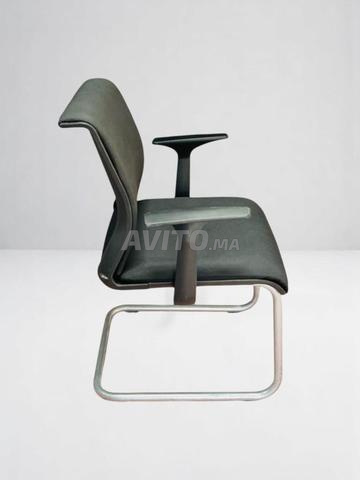 Chaise visiteur steelcase thinks luge noir