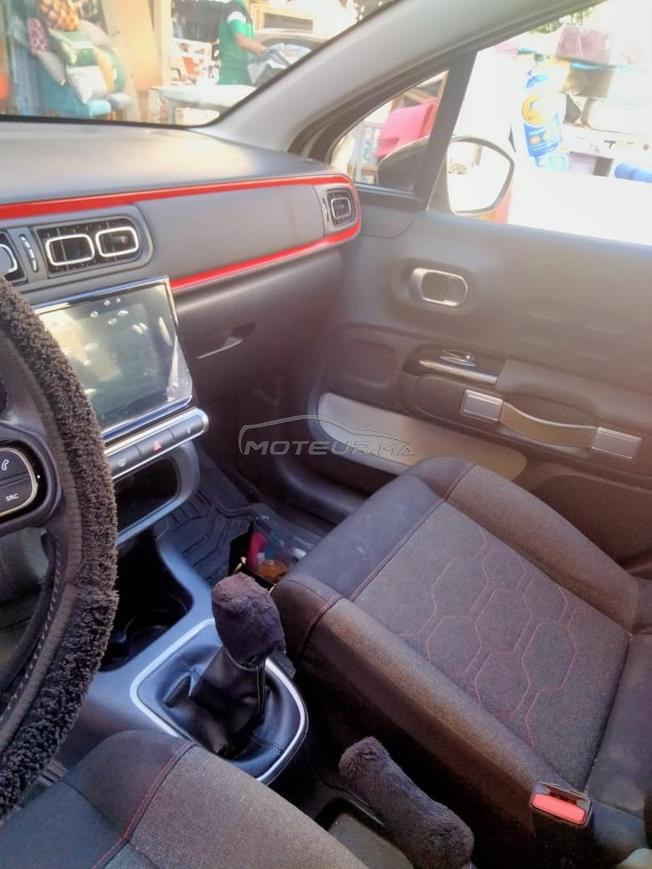 vends voiture très bon état 