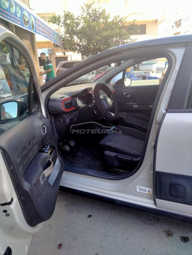 vends voiture très bon état 
