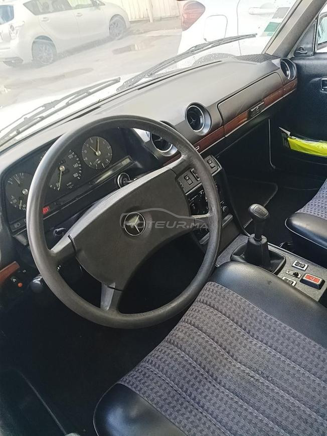 ميرسذيس 240 D