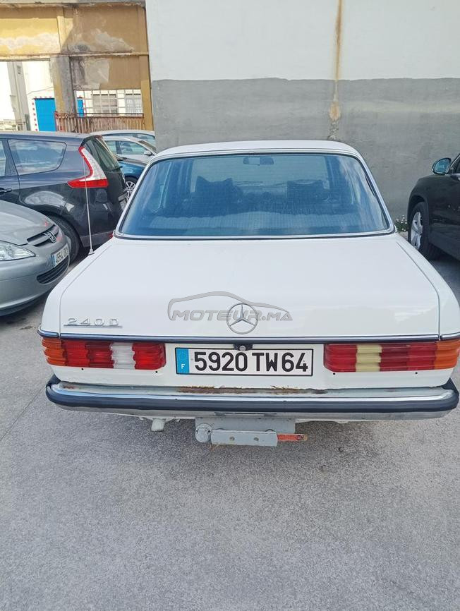 ميرسذيس 240 D